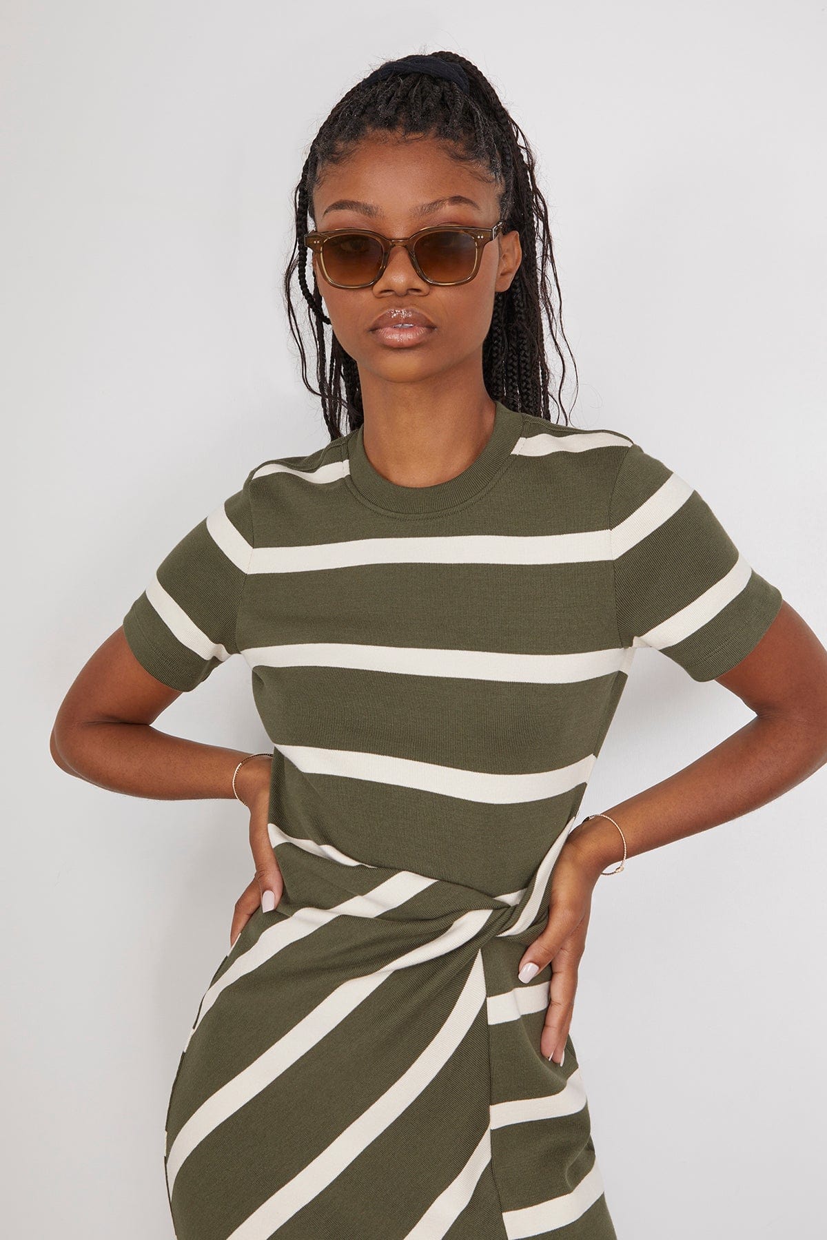 02-sunglasses-shop-bazaar