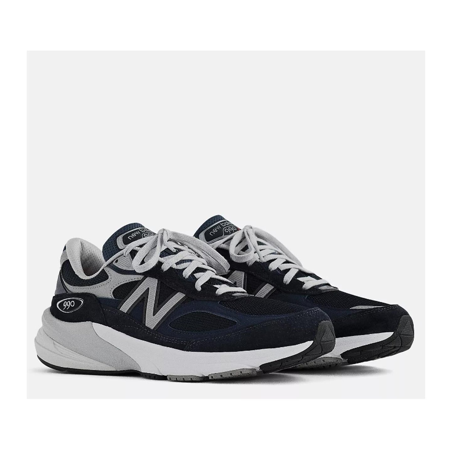 New Balance Men's Made In Usa 990v6 In Navy | SHOP BAZAAR