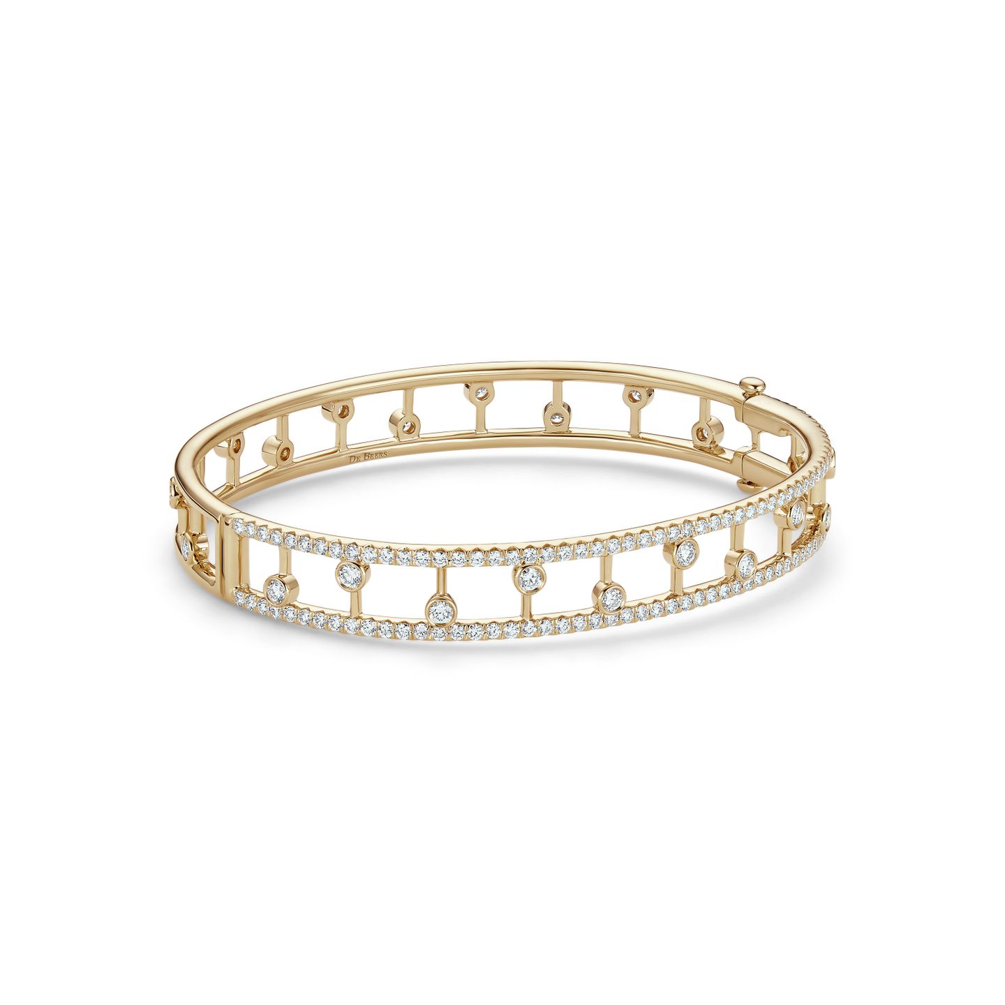 Dewdrop Diamond Bangle set in 18K Yellow Gold